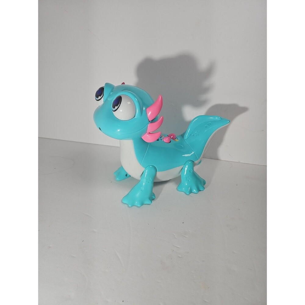 VTech Sandy Snacks-a-Lot Axotl Interactive Learning Pet Toy English Edition